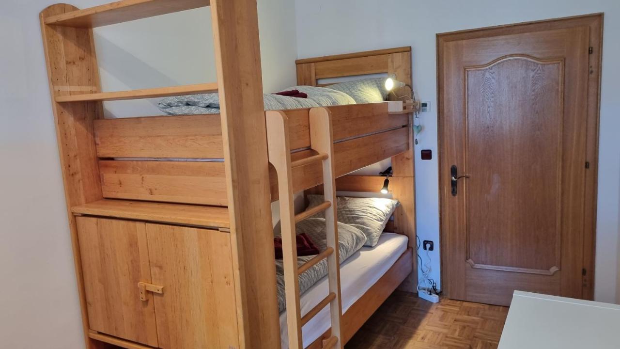 Fridas Place - Der Blick Ueber Ganz Villach - 160 M2 Ferienoase - Ganzes Haus Bis Zu 8 Personen Ngoại thất bức ảnh