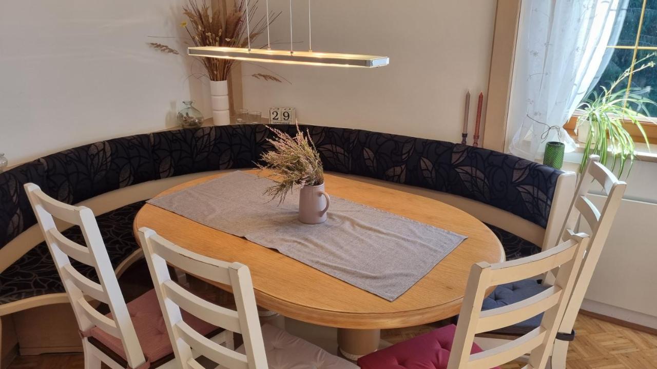 Fridas Place - Der Blick Ueber Ganz Villach - 160 M2 Ferienoase - Ganzes Haus Bis Zu 8 Personen Ngoại thất bức ảnh