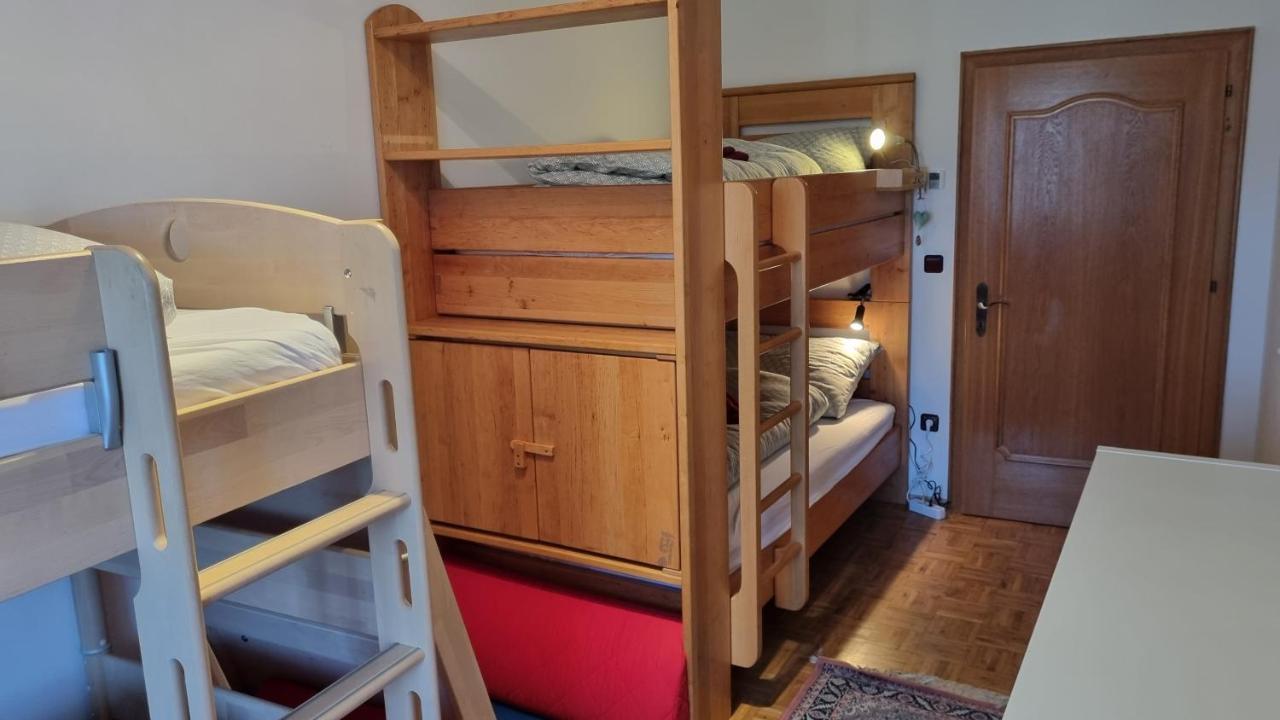 Fridas Place - Der Blick Ueber Ganz Villach - 160 M2 Ferienoase - Ganzes Haus Bis Zu 8 Personen Ngoại thất bức ảnh